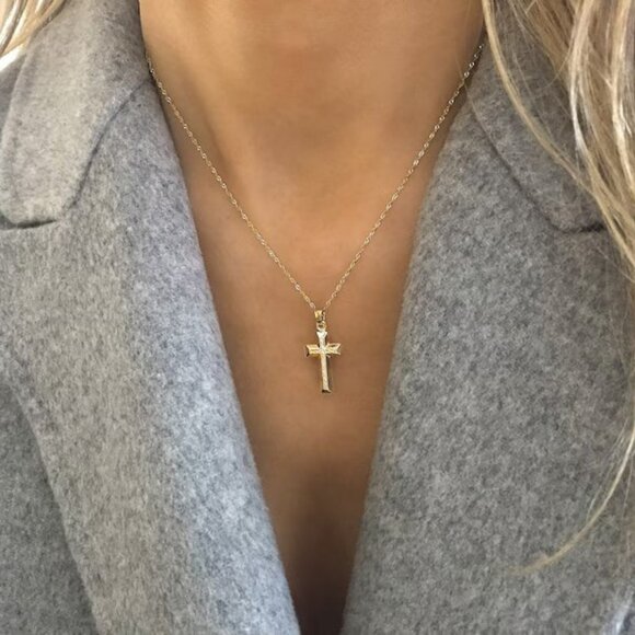 Genuine 10K Gold Small Cross Pendant Necklace Stamped 10K - Picture 2 of 4